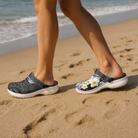 Black Samoa Tattoo Clogs Shoes Plumeria Samoan Ocean Tatau Pattern - Polynesian Pride