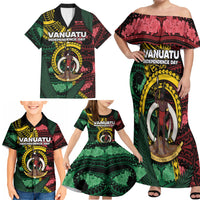 Personalised Vanuatu Independence Day Family Matching Off Shoulder Maxi Dress and Hawaiian Shirt Boar Tusk Warrior Tribal Floral Patterns DT05 - Polynesian Pride
