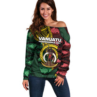 Personalised Vanuatu Independence Day Off Shoulder Sweater Boar Tusk Warrior Tribal Floral Patterns