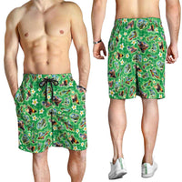Hawaii Map with Plumeria Flower and Palaka Pattern Shorts for Men Tropical Island Green Design