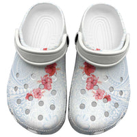 Hawaiian Tribal Tattoo and Hibiscus Clogs Shoes Polynesian Pattern Airy White Blue Cloud