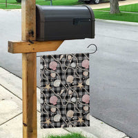 Hawaiian Ocean Seashells Garden Flag Black Palaka Pattern