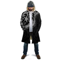 Monotone Polynesian Starfish Unique Pattern Cloak