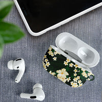 Hawaii Hibiscus Plumeria Green AirPods Case Polynesian Pattern