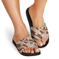 Puatou Tahiti Tiare Monstera Slide Sandals Polynesian Pattern Curve Style - Polynesian Pride