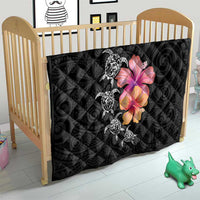 Hawaiian Hibiscus Turtle Tribal Polynesian Pattern Quilt Black Color