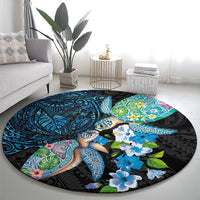 Hawaiian Couple Turtles Honi Round Carpet Polynesian Art Motifs and Hibiscus Black Blue Color - Polynesian Pride