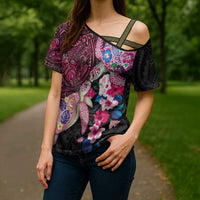 Hawaiian Couple Turtles Honi Cross Shoulder Shirt Polynesian Art Motifs and Hibiscus Black Red Color LT03 - Polynesian Pride