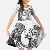 New Zealand Gecko Maori Art Tattoo Family Matching Mermaid Dress and Hawaiian Shirt White Color LT03 Daughter's Dress White - Polynesian Pride