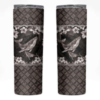 Hawaiian Plumeria and Humpback Whales Skinny Tumbler Polynerian Art Tattoo-Grayscale Mode