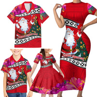 Wallis and Futuna Christmas Family Matching Short Sleeve Bodycon Dress and Hawaiian Shirt Santa Claus Holding Coat of Arms Polynesian Xmas Style LT03 - Polynesian Pride