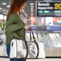New Zealand Sea Animals with Maori Tribal Tattoo Travel Bag Shark Manta Ray with Silver Fern White