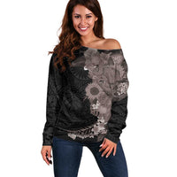 Hawaiian Tropical Plants and Chameleon Off Shoulder Sweater Polynesian Art Grayscale - Polynesian Pride