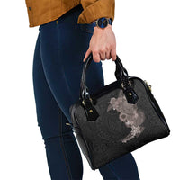 Hawaiian Tropical Plants and Chameleon Shoulder Handbag Polynesian Art Grayscale - Polynesian Pride