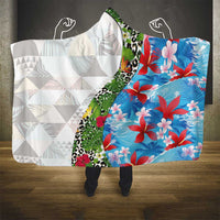 Hawaiian Tropical Flowers and Leaves Hooded Blanket on Leopard Pattern Half Style White-Blue Version - Polynesian Pride