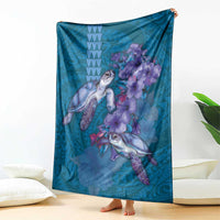 Hawaiian Turtle Love Couple Blanket - Sweet Hibiscus and Kakau Pattern Sapphire Color