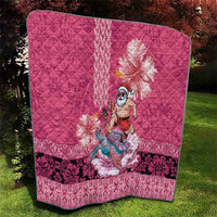 Hawaii Mele Kalikimaka Quilt Funny Santa with Tribal Tattoos Kakau Pink Color - Polynesian Pride