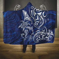 New Zealand Connecting with Seas Hooded Blanket Maori Tribal and Sea Animals Tattoo - White Glass Style