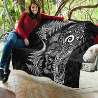 New Zealand Sea Animals Quilt with Maori Koru Tribal Tattoo and Silver Ferns Black Color LT03 - Polynesian Pride