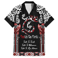 Aotearoa Toitu Te Tiriti-Maori Taniwha Family Matching Short Sleeve Bodycon Dress and Hawaiian Shirt Toitu Te Whenua Toitu Te Reo Maori LT03 Dad's Shirt - Short Sleeve Black - Polynesian Pride