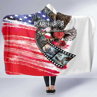 Pearl Harbor Remembrance Day Hooded Blanket Lest We Forget - The Bald Eagle Remembers - Polynesian Pride