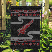 New Zealand Christmas Garden Flag Meri Kirihimete Silver Fern Knit Style Red Color - Polynesian Pride