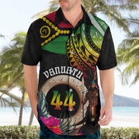Personalised Vanuatu 44th Anniversary Hawaiian Shirt Boars Tusk and Melanesian Warrior Indipendens Dei LT03 - Polynesian Pride