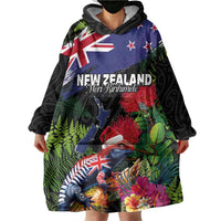 New Zealand Christmas Wearable Blanket Hoodie Meri Kirihimete-Tuatara and Pohutukawa Black Color