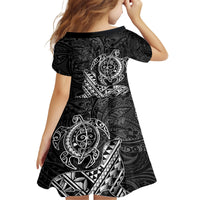 Hawaii Monk Seal and Dolphin Family Matching Off Shoulder Short Dress and Hawaiian Shirt Polynesian Kakau Pattern Black White Color