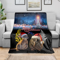 New Zealand and Australia Merry Christmas Blanket Kiwi Bird and Kangaroo Xmas Vibe
