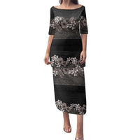 Hawaiian Tropical Flowers and Tribal Polynesian Tattoo Family Matching Puletasi and Hawaiian Shirt Grayscale Mode LT03 Mom's Dress Black - Polynesian Pride