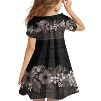 Hawaiian Tropical Flowers and Tribal Polynesian Tattoo Kid Short Sleeve Dress Grayscale Mode
