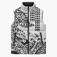 Hawaiian Tribal Manta Ray Sleeveless Puffer Jacket Kakau Tattoo and Polynesian Art Motif Pattern