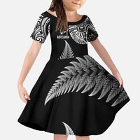 Personalised New Zealand Maori Art Tattoo and Silver Fern Family Matching Long Sleeve Bodycon Dress and Hawaiian Shirt LT03 Daughter's Dress Black - Polynesian Pride