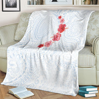 Hawaiian Tribal Tattoo and Hibiscus Blanket Polynesian Pattern Airy White Blue Cloud