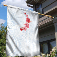 Hawaiian Tribal Tattoo and Hibiscus Garden Flag Polynesian Pattern Airy White Blue Cloud