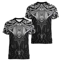 New Zealand Aotearoa Women V-Neck T-Shirt Maori Manta Ray Moko Black - Polynesian Pride