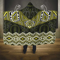 New Zealand Aotearoa Hooded Blanket Yellow Taniko Art Maori Pattern