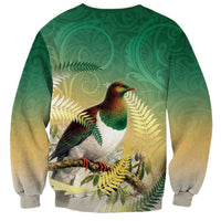 New Zealand Pigeon Kereru Sweatshirt Maori Fern Art Green Gradient - Polynesian Pride