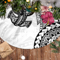 White Polynesian Hammerhead Shark Tribal Pattern Tree Skirt
