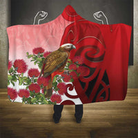 New Zealand Parrot Kaka Hooded Blanket Maori Koru With Pohutukawa Flowers - Polynesian Pride