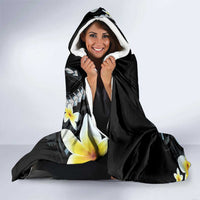 Palau United Nations Day Hooded Blanket Polynesian Curves Plumeria - Polynesian Pride
