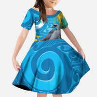 New Zealand Kokako Bird Family Matching Summer Maxi Dress and Hawaiian Shirt Maori Koru With Kowhai Flowers LT05 Daughter's Dress Aqua - Polynesian Pride