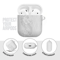 Tokelau White Sunday AirPods Case Elegant Hibiscus Polynesian Tribal Pattern