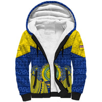 niue-constitution-day-sherpa-hoodie-coat-of-arms-niuean-hiapo-pattern
