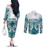 New Zealand Aotearoa Kia Ora Couples Matching Off The Shoulder Long Sleeve Dress and Long Sleeve Button Shirt Paua Shell Maori Silver Fern LT05 - Polynesian Pride