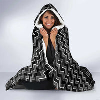 New Zealand Aotearoa Hooded Blanket Black Poutama With Taniko Pattern LT05