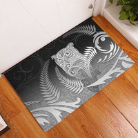 New Zealand Aotearoa Ruru Rubber Doormat Maori Fern Art Black