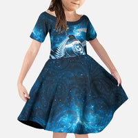 New Zealand Matariki Family Matching Puletasi and Hawaiian Shirt Pigeon Kereru Maori Fern Art LT05 Daughter's Dress Blue - Polynesian Pride