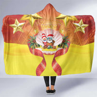 French Polynesia Christmas Hooded Blanket Seashell Santa Beach Vibes - Polynesian Pride